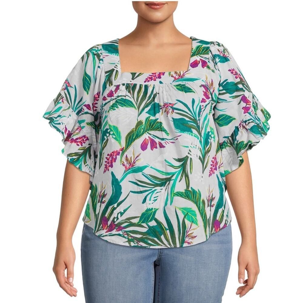 NWT Terra & Sky Lavender Print Peasant Top